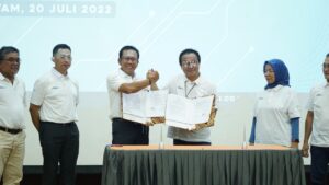 Sediakan Layanan Internet Untuk Masyarakat, PLN Batam dan ICON+ Launching ICONNET Batam