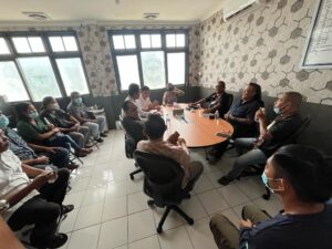 Mediasi Perselisihan Peristiwa Penikaman, Kapolsek Minta Kedua Pihak Tetap Jaga Kondusivitas