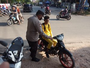 Bentuk Nyata Kehadiran Polri di Masyarakat, Polsek Sekupang Rutin Gelar Strong Point