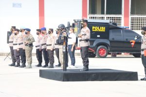 Wakapolresta Barelang Mengikuti Apel Pelepasan Personil Brimob Polda Kepri dalam Rangka Satgas Operasi Amole II Tahun 2022 di Papua