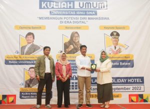 𝗥𝘂𝗱𝗶 𝗧𝗮𝗻𝘁𝗮𝗻𝗴 𝗠𝗮𝗵𝗮𝘀𝗶𝘀𝘄𝗮 𝗜𝗯𝗻𝘂 𝗦𝗶𝗻𝗮 𝗕𝗲𝗿𝗶𝗻𝗼𝘃𝗮𝘀𝗶