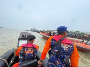 Tim SAR Gabungan Satpolairud Polres Karimun Berhasil Temukan Korban Laka Laut di Tanjung Batu Kundur