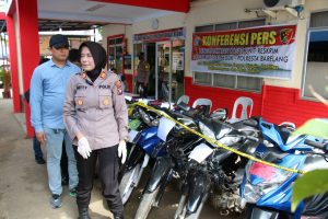 Kapolsek Sei Beduk Pimpin Konferensi Pers Ungkap Pelaku Curanmor Anak di Bawah Umur