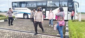 Polsek Kawasan Bandara Hang Nadim Laksanakan Pengamanan Kedatangan Anggota Tim Satgas Saber Pungli UPP Provinsi Kaltim