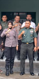 HUT TNI ke-77, Kapolsek Sei Beduk Beri Surprise Mako Koramil 01 / Batam Timur, Tingkatkan Silaturahmi