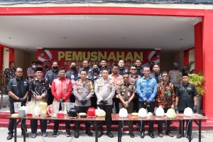 Kapolresta Barelang Gelar Pemusnahan Barang Bukti Narkotika Jenis Kokain 1.070 Gram, Daun Ganja 6.064,8 Gram dan Esktasi 50.000 Butir
