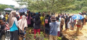 Puluhan Warga Baloi Kolam Hadang Pihak Perusahaan, Minta Kejelasan Legalitas Lahan