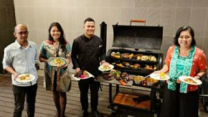 Best Western Premier Panbil Luncurkan Blaze Cocktails & Smoked Brisket Bar di Lantai 2