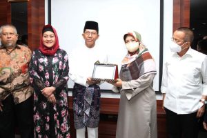 𝗧𝗲𝗿𝗶𝗺𝗮 𝗞𝘂𝗻𝗸𝗲𝗿 𝗞𝗼𝗺𝗶𝘀𝗶 𝗜𝗫 𝗗𝗣𝗥 𝗥𝗜, 𝗔𝗺𝘀𝗮𝗸𝗮𝗿 𝗢𝗽𝘁𝗶𝗺𝗶𝘀𝘁𝗶𝘀 𝗕𝗮𝘁𝗮𝗺 𝗧𝗲𝗿𝗵𝗶𝗻𝗱𝗮𝗿 𝗱𝗮𝗿𝗶 𝗥𝗲𝘀𝗲𝘀𝗶 𝗘𝗸𝗼𝗻𝗼𝗺𝗶 𝟮𝟬𝟮𝟯