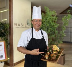 Berbagai Macam Sajian Nasi Campur Kreasi Aston Batam Hotel & Residence