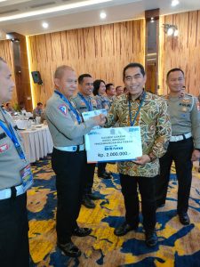 DITLANTAS POLDA KEPRI MENERIMA PENGHARGAAN MODEL INTEGRASI PENGEMBANGAN ETLE TERBAIK