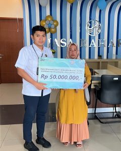 Jasa Raharja Kepri Serahkan Santunan Meninggal Dunia Korban Kecelakaan Di Simpang Kepri Mall