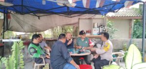 Sinergitas TNI dan POLRI (Bhabinkamtibmas dan Bhabinsa )Kel.jodoh Sambang dan Himbauan Kamtibmas Kepada Warga Binaannya Jalin Keakraban dan Silaturahmi