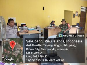 Pererat Tali Silaturahmi, Babinsa 06 dan Bhabinkamtibmas Tanjung Pinggir Anjangsana ke Kantor Kelurahan