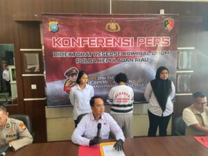 Polisi Tangkap Di Pelabuhan Harborbay Warga Malaysia Jadi Calo PMI Ilegal di Batam