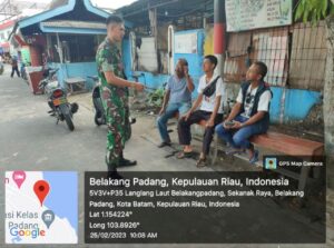 Babinsa 05 Kelurahan Pecong Minta Para Driver Ojek Online Tunjukkan Keramahan ke Penumpang