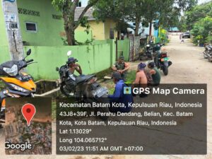 Komsos Bersama Warga Binaan, Babinsa 06 Kelurahan Belian Ingatkan Selalu Waspada Cuaca Ekstrem