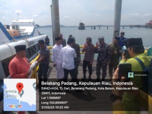 Rudi Berikan Insentif ke RT/ RW, LPM, IPIM, PMB dan BMGQ se Kecamatan Belakangpadang