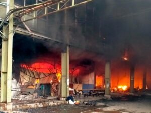 Sijago merah mengamuk membakar pasar botania 1 di bulan ramadhan