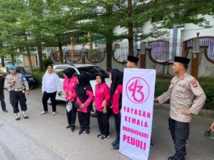 Polsek Batu Ampar dan Bhayangkari Kepada Masyarakat di Wilayah Hukum Polsek Batu Ampar