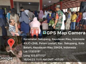 Masyarakat Sekupang Terima Bantuan Sembako dari Pengusaha Muda Tempatan