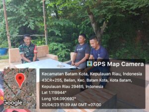 Komsos Bersama Warga Perumahan Valencia, Babinsa Belian Beri Pesan Ini ke Warga