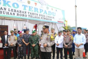 KAPOLDA KEPRI PIMPIN PELEPASAN ARUS BALIK MUDIK GRATIS POLRI PRESISI TAHUN 2023