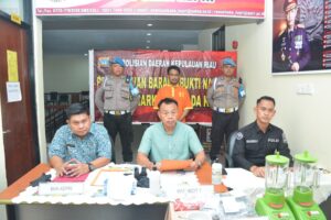 DITRESNARKOBA POLDA KEPRI PEMUSNAHAN BARANG BUKTI NARKOTIKA JENIS EKSTASI