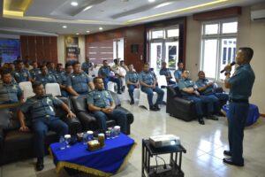 Tingkatkan Pemahaman Dan Pengetahuan Tentang Hukum,Porsonil Lantamal l IV Mengikuti Sosialisasi Dari Diskumal