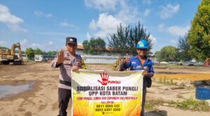 Bhabinkamtibmas Polsek Batu Ampar Kel.Batu merah Sosialisasikan Saber Pungli kepada warganya