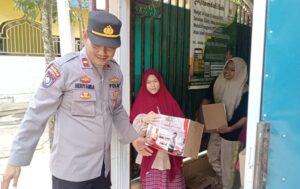 Bantuan Sosial Polda Kepri, Polresta Barelang,Polsek Batu Ampar,Untuk Negeri Kepada Masyarakat Kecamatan Batu ampar