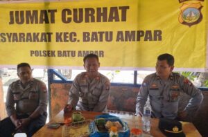 Polsek Batu Ampar Jumat Curhat Kamtibmas Masyarakat RT 03/ RW 03 Kelurahan Sei Jodoh Kec Batu Ampar