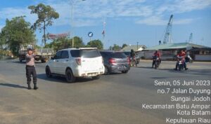 Personil Polsek Batu Ampar Laksanakan Strong Point Pagi