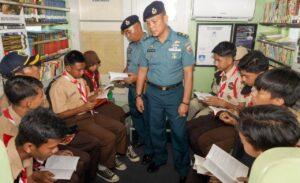Lantamal IV Batam Bawa Siswa SMP Berlayar dan Sambil Belajar