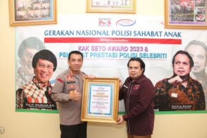 Kapolresta Barelang Terima Piagam Penghargaan,Nasional Polisi Sahabat Anak Kak Seto Award 2023 dan Pencatat Prestasi Polisi Selebriti