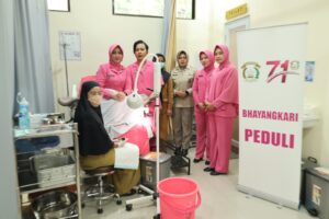 Polda Kepri Gelar Pemerikssan Iva dan Stuntinh pada Anak- Anak Dalam Rangka Memperikati Hari Gerak Bhayangkari Ke 71 Tahun 2023