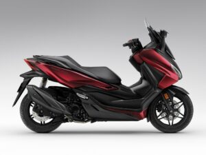 Tampil Bedah dan Mewah dan Berkelas dengan Honda Forza