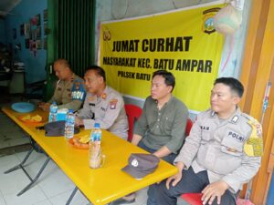 Jumat Curhat Polsek Batu Ampar Bersama Warga di Komplek Bintang Industri Kelurahan Tanjung Sengkuang