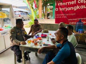 Aiptu Indoluddin Bhabinkamtibmas Polsek Sekupang Aiptu Indoludin Bhabinkamtibmas Selalu Aktif Dampingi Kegiatan Posyandu di Wilayahnya