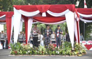 Semagat Perjuangan Jelang HUT RI KE-78 Danlantamal IV Pimpinan Jalannya Upacara Kirab Kebangsaan Merah Putih