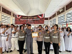 Peringati Hari Jadi Polwan Ke 75, Polwan Poldaa Kepri Goes To School