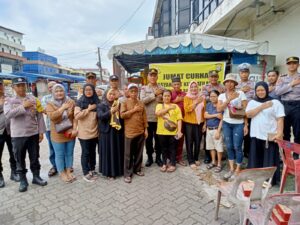 Polsek Batu Ampar Jumat Curhat Bersama Warga di Komplek Tanjung Pantun Blk M RT 01 RW 02 Kelurahan Sei jodoh