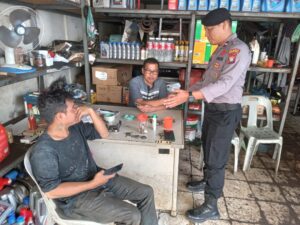 Patroli Bengkel Mobil Polsek Sekupang Berikan Himbauan Kamtibmas