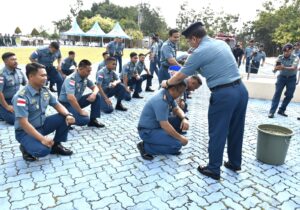 Danlantamal IV Lakukan Tradisi Kenaikan Pangkat dilingkungan Lantamal IV