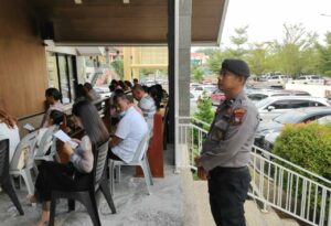 Pengamanan Kegiatan Ibadah Minggu di Gereja Priolitas di Wilayah Hukum Polsek Batu Ampar