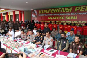 Kapolda Kepri Gelar Konferensi Pers Pengungkapan Narkotika Jenis Sabu Seberat 46,477 KG Serta Pemusnahan Barang Bukti Narkotika Jenis Sabu seberat 10,727 KG