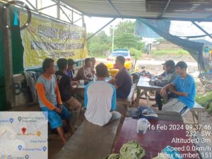 Polsek Sungai Beduk Gelar Jumat Curhat Kamtibmas dan Serahkan Bansos