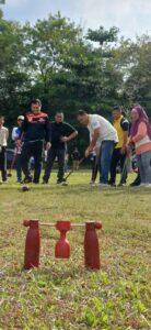 Dispora Batam Bersama SMSI Kepri Isi Program Jumat Krida dengan Bermain WoodBall