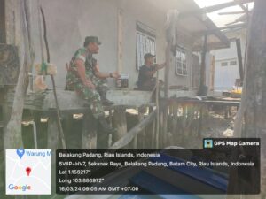Babinsa Pulau Terong Ingatkan Warga Binaan yang Memiliki Sampan untuk Rutin Melakukan Pengecekan Sebelum Melaut