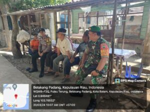 Jalin Silaturahmi, Babinsa Pulau Terong Rutin Laksanakan Komsos dengan Warga Binaan